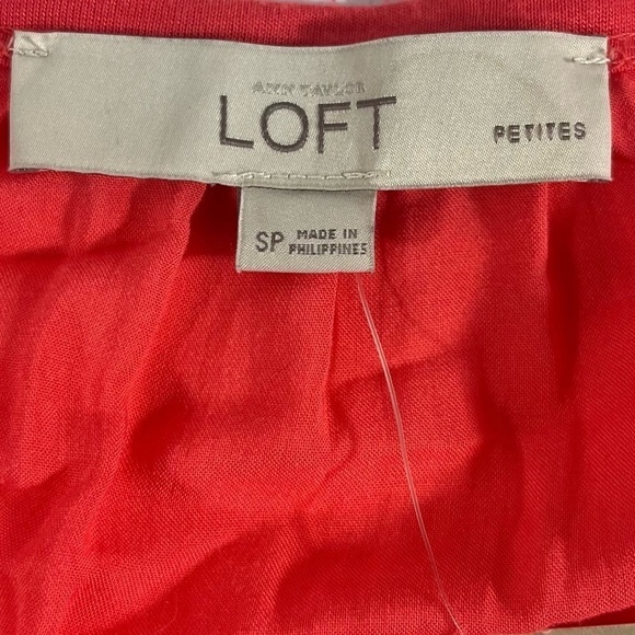 NWT LOFT Coral/Fushia Sheer Blouse Size Small Petite - Picture 2 of 7